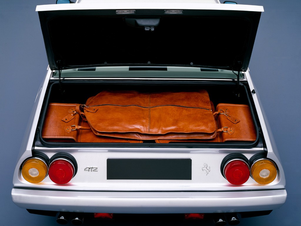 Ferrari 412 (Pininfarina), 1985-89 - Luggage space