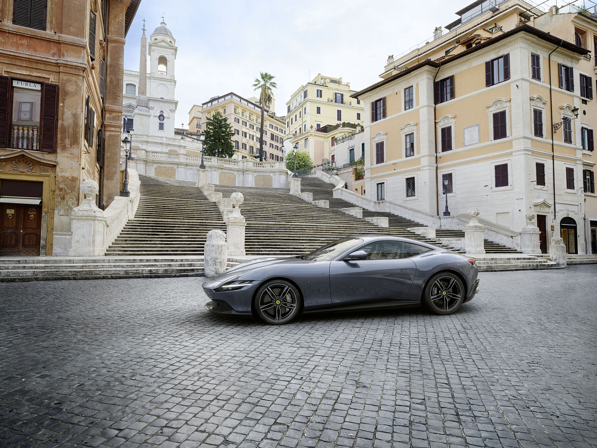 Ferrari Roma, 2020