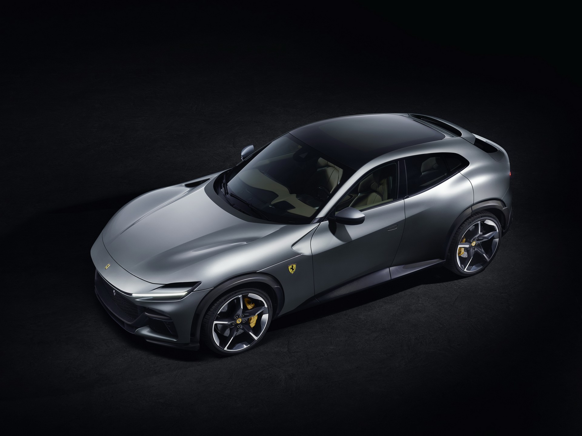 Ferrari Purosangue, 2023