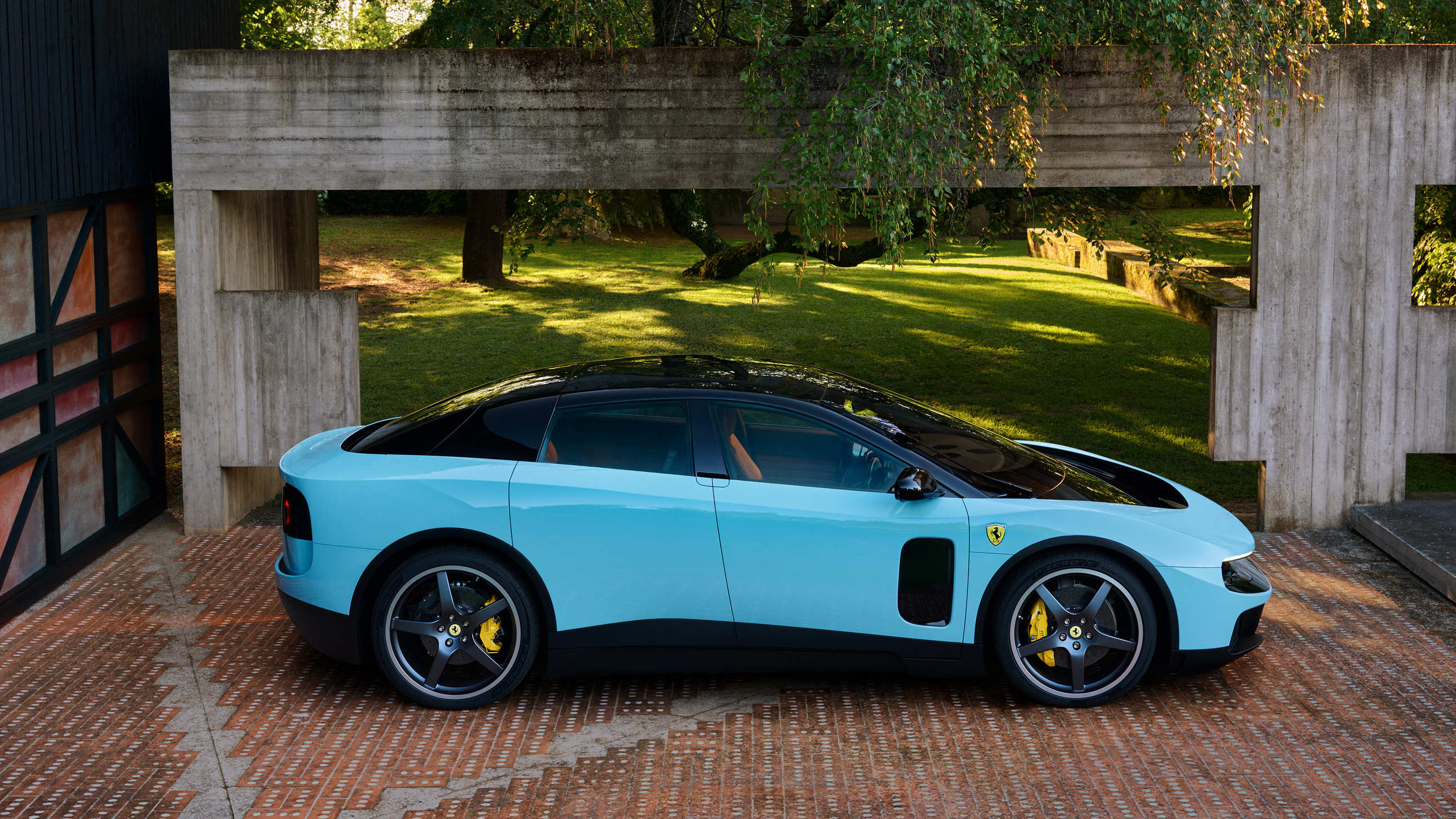 Ferrari Luce, 2026