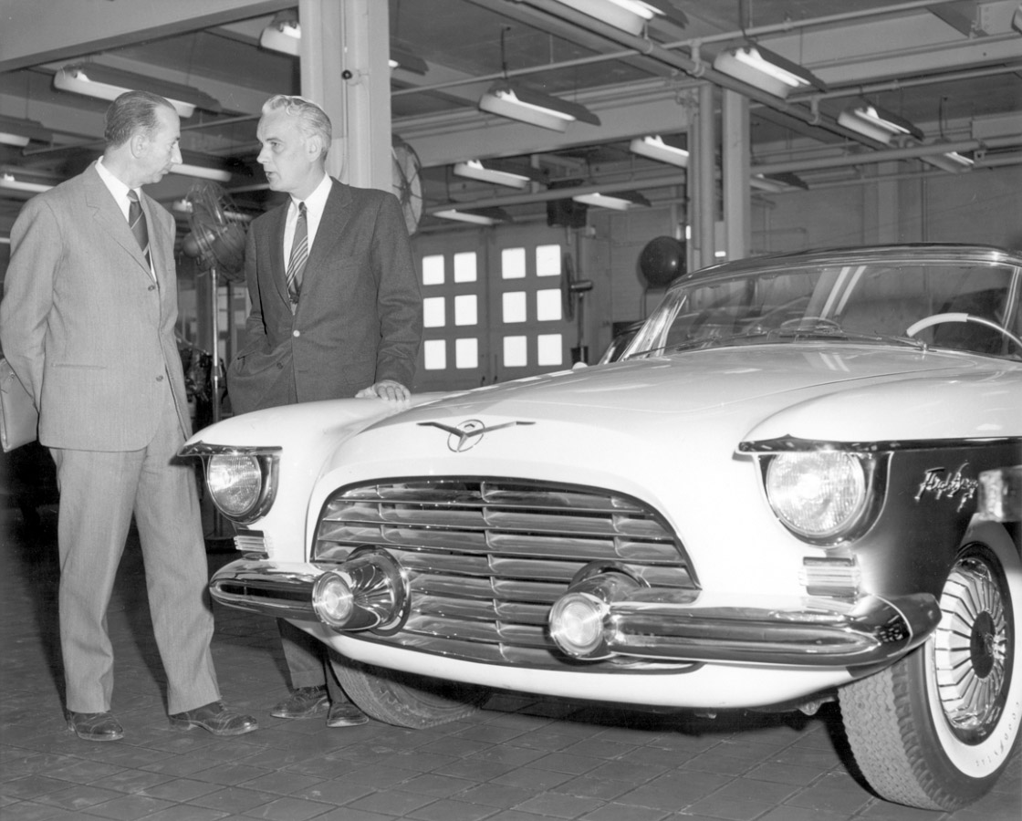 Virgil Exner with Chrysler Flight Sweep I Concept Car, 1955.jpg