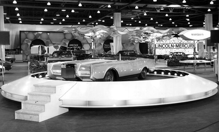 The Mark III Dual Cowl Phaeton Show Car on display at the 1970 Chicago Auto Show