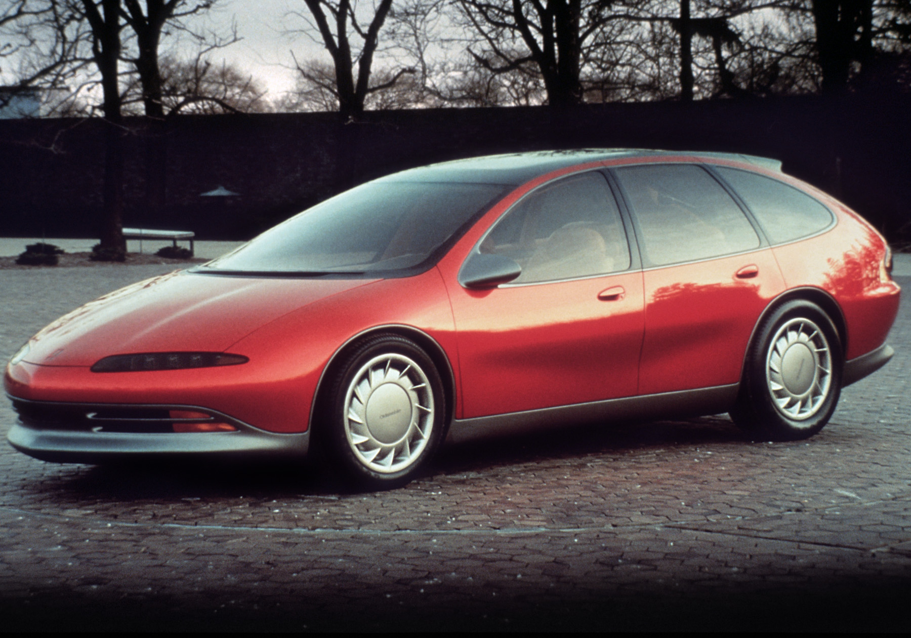Oldsmobile Expression Concept, 1990