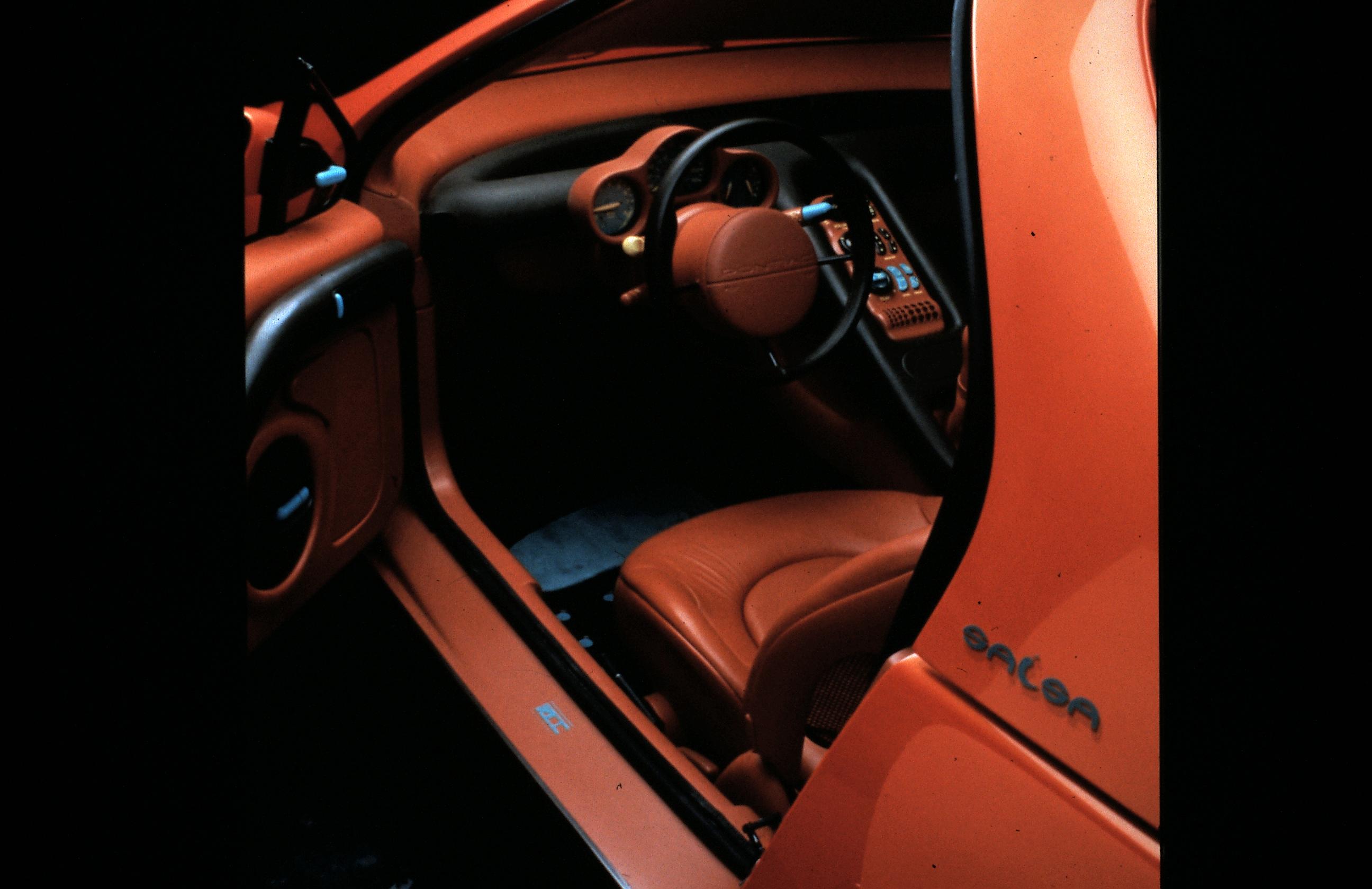 Pontiac Salsa Concept, 1992 - Interior