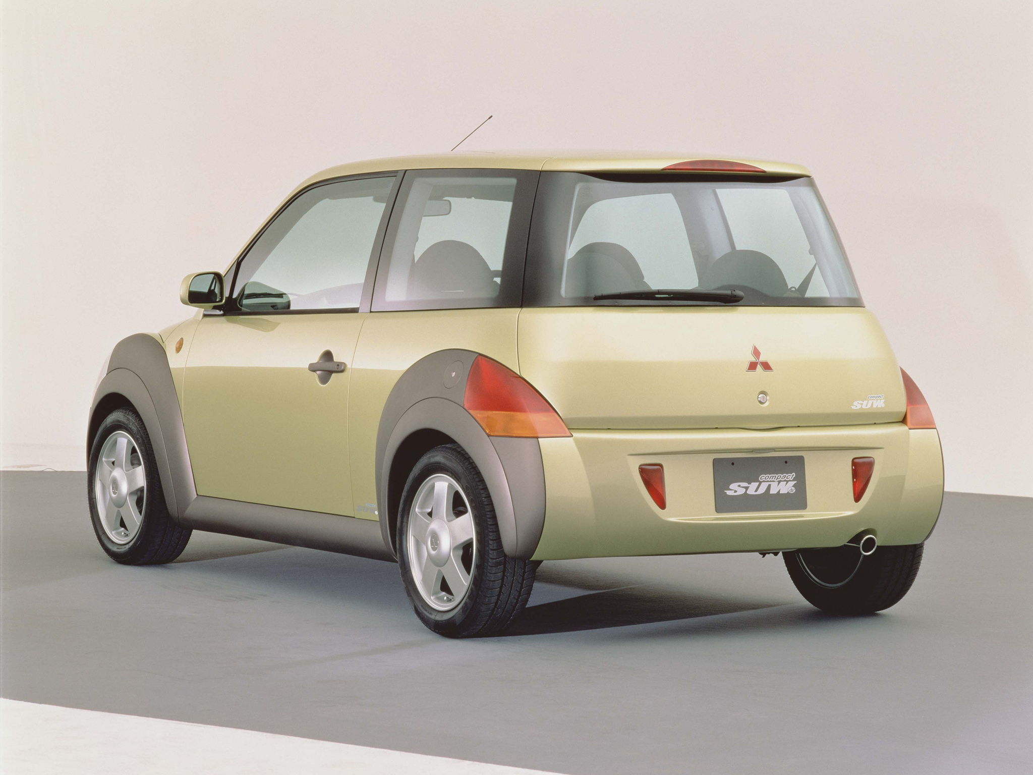 Mitsubishi SUW Compact, 1999