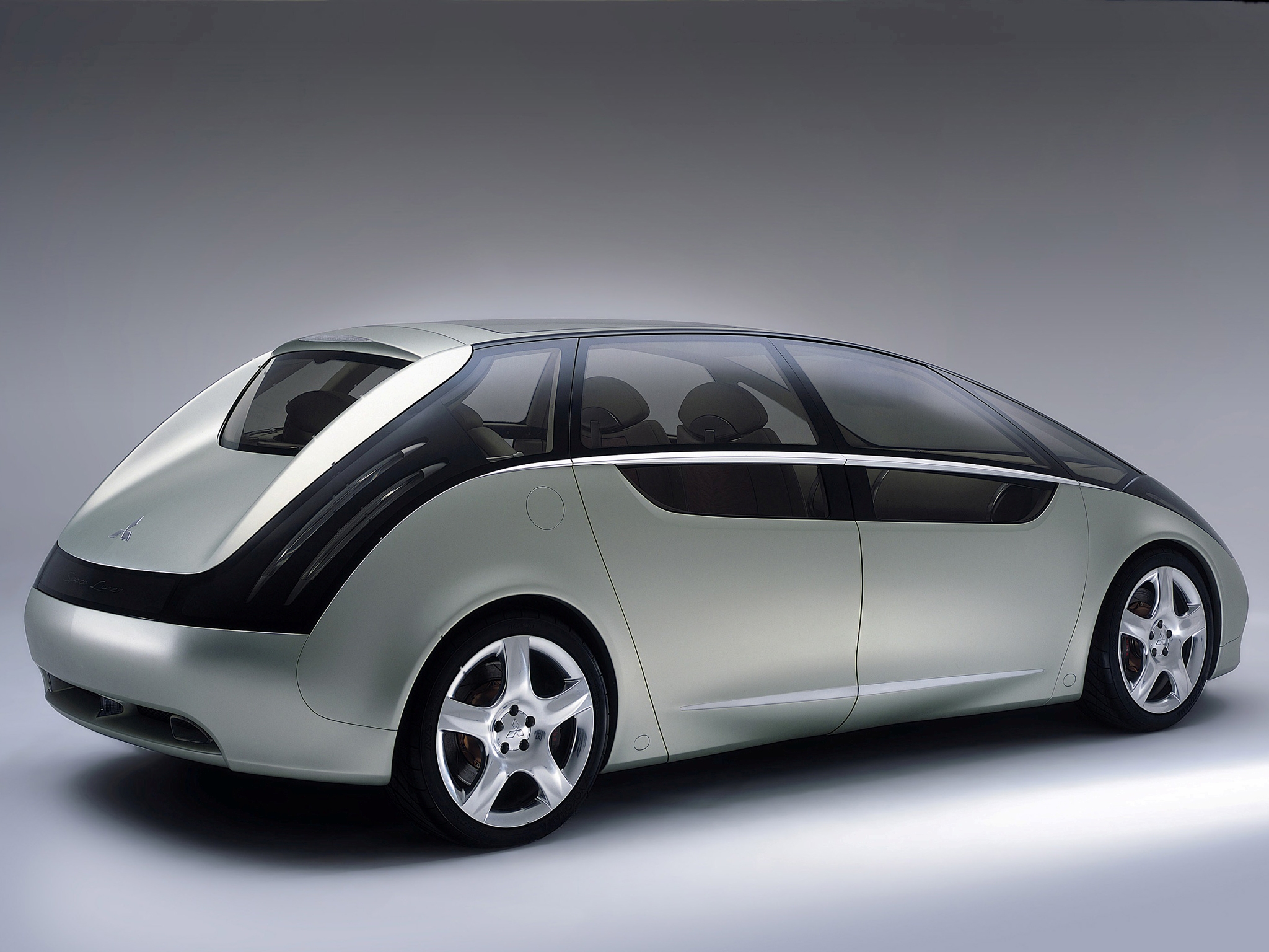Mitsubishi Space Liner Concept, 2001