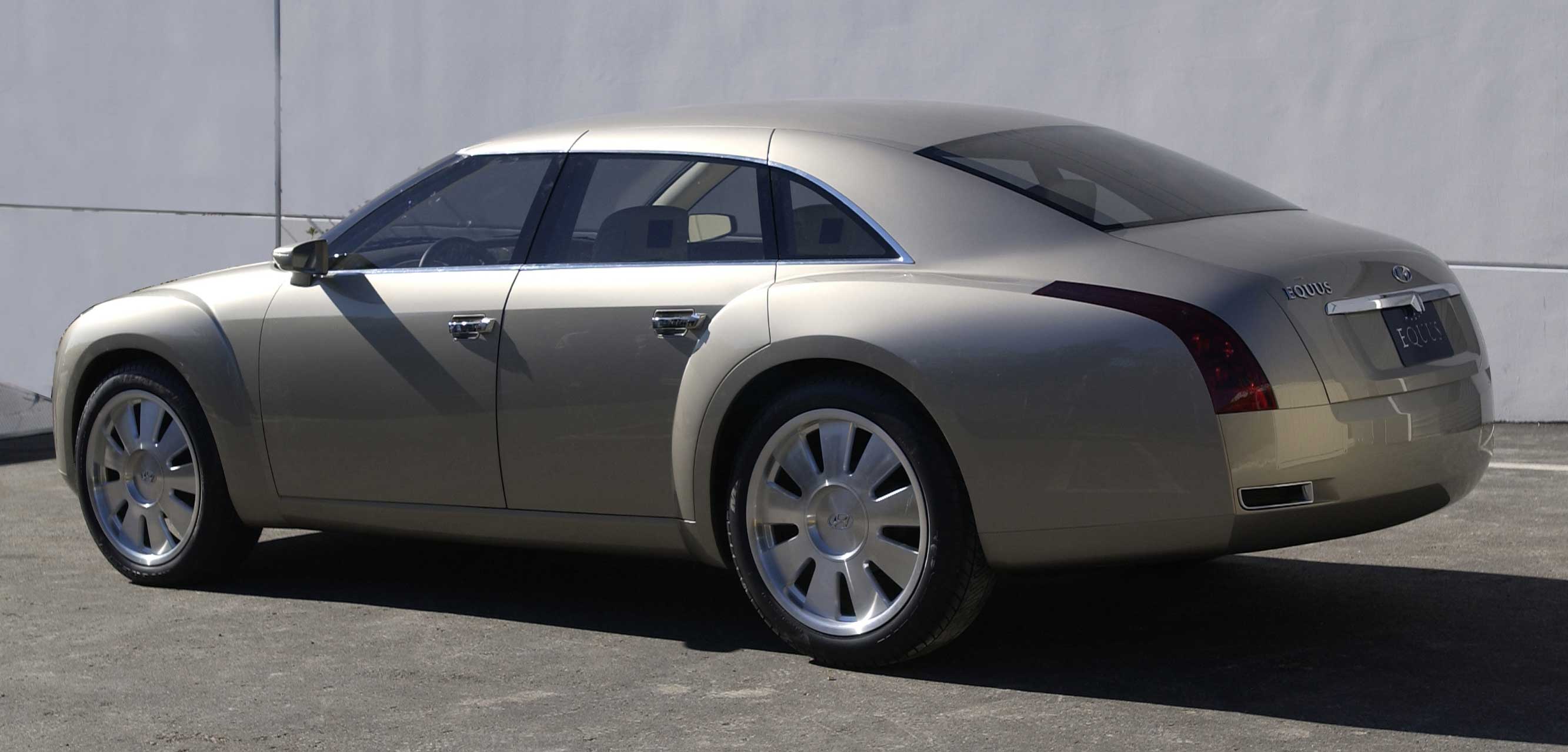 Hyundai HCD-7, 2002