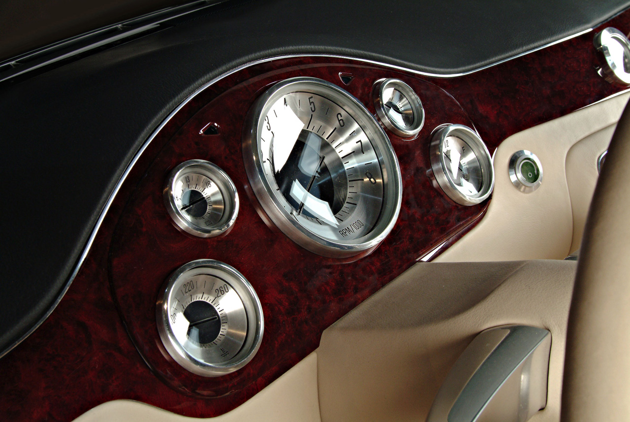 Cadillac Sixteen, 2003 – Interior