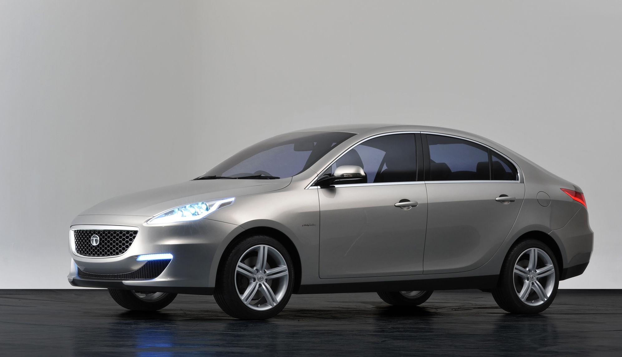 Tata Pr1ma Concept (Pininfarina), 2009