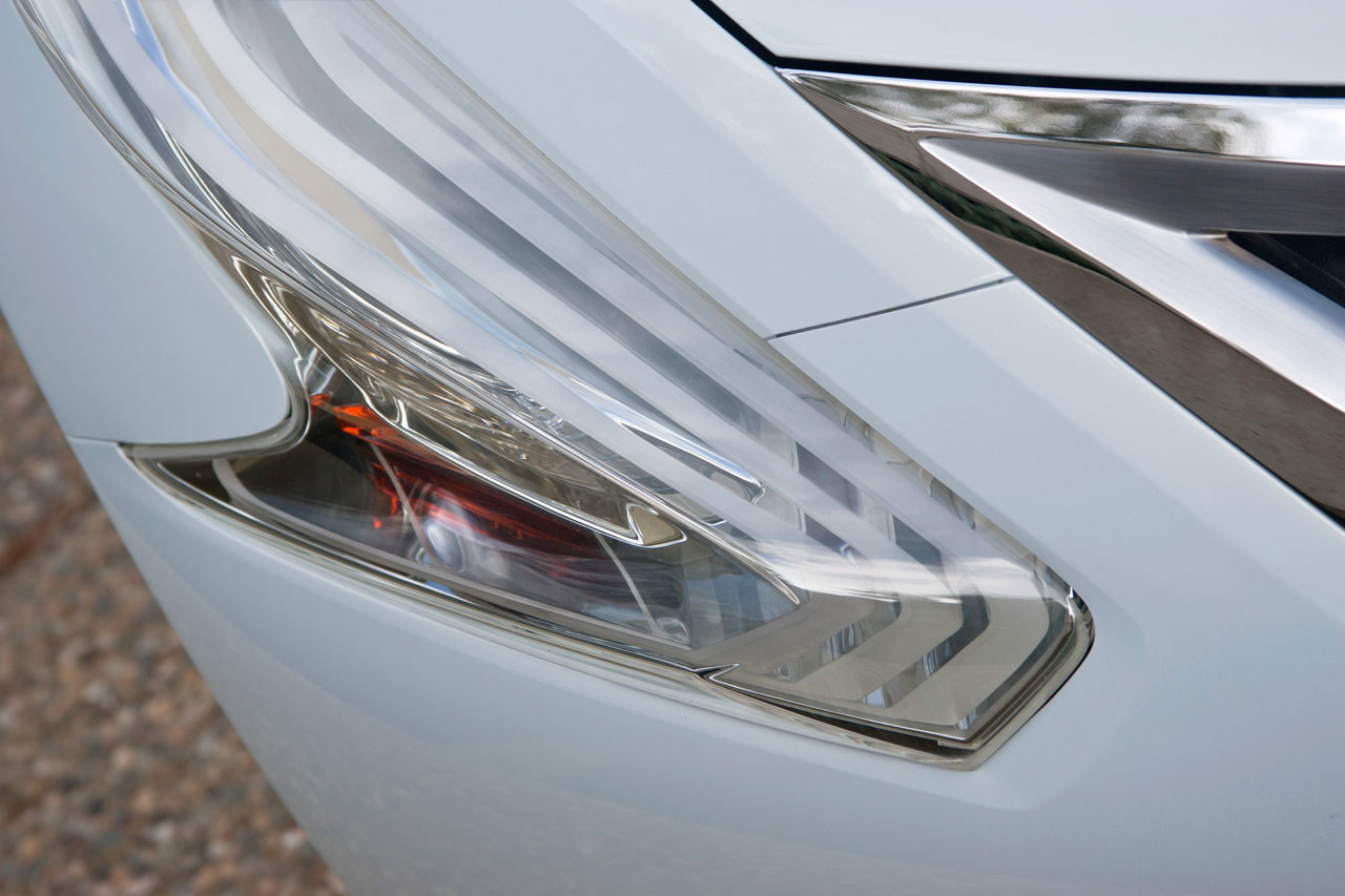 Nissan Ellure, 2010