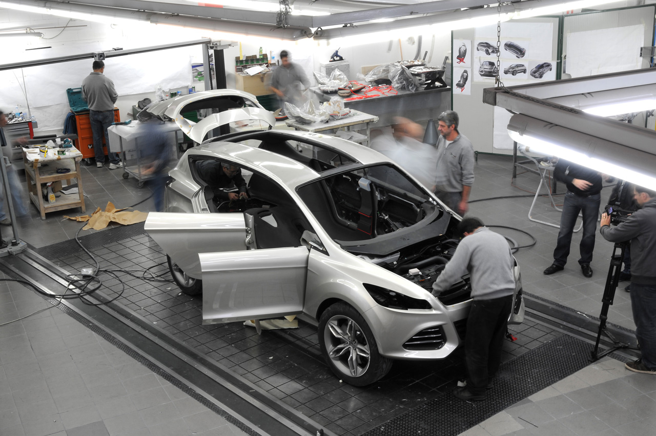 Ford Vertrek, 2011
