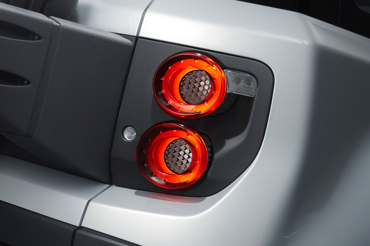 Land Rover DC100, 2011 - Tail Light