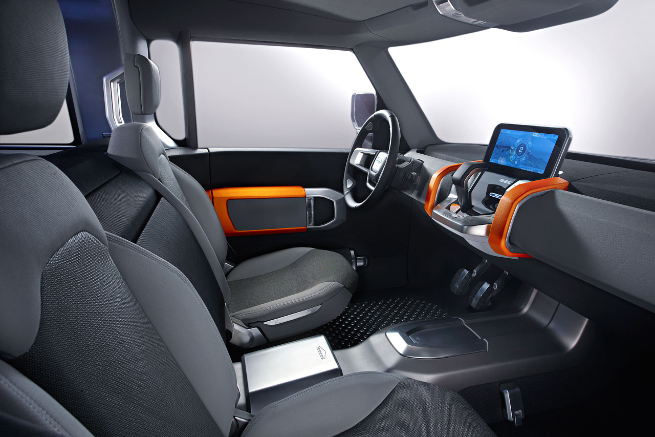 Land Rover DC100, 2011 - Interior