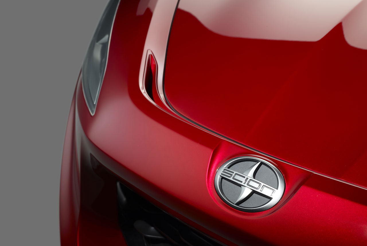 Scion FR-S, 2011