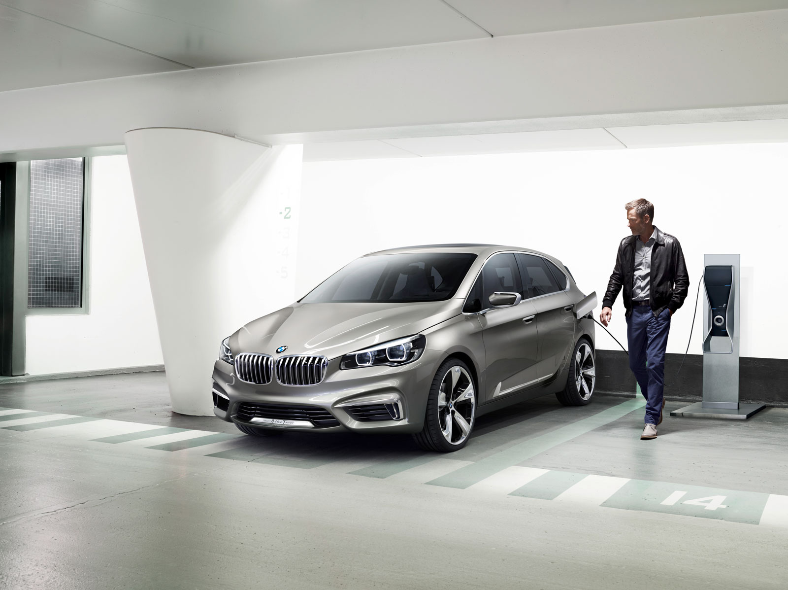BMW Concept Active Tourer, 2012