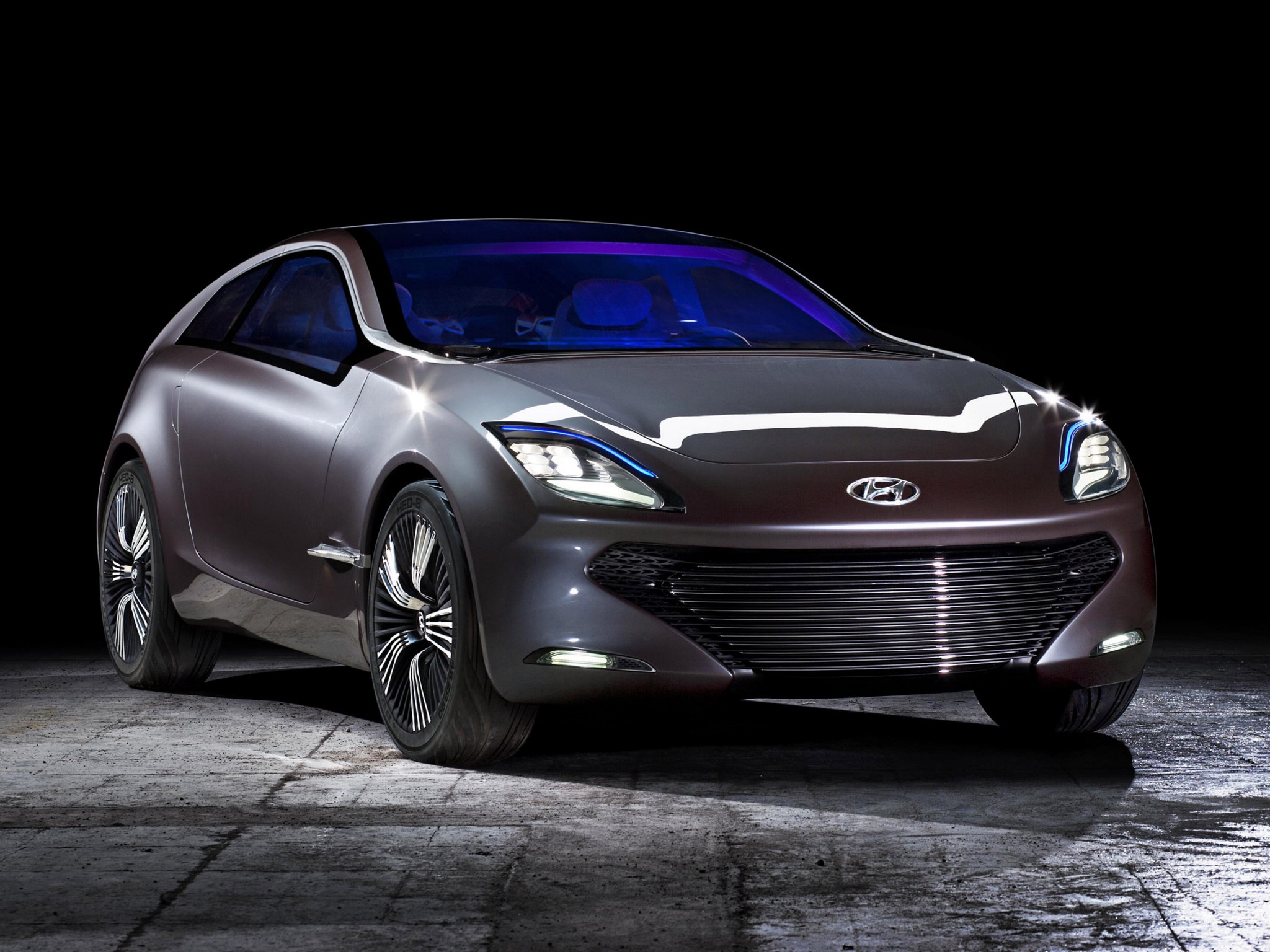 Hyundai i-oniq, 2012