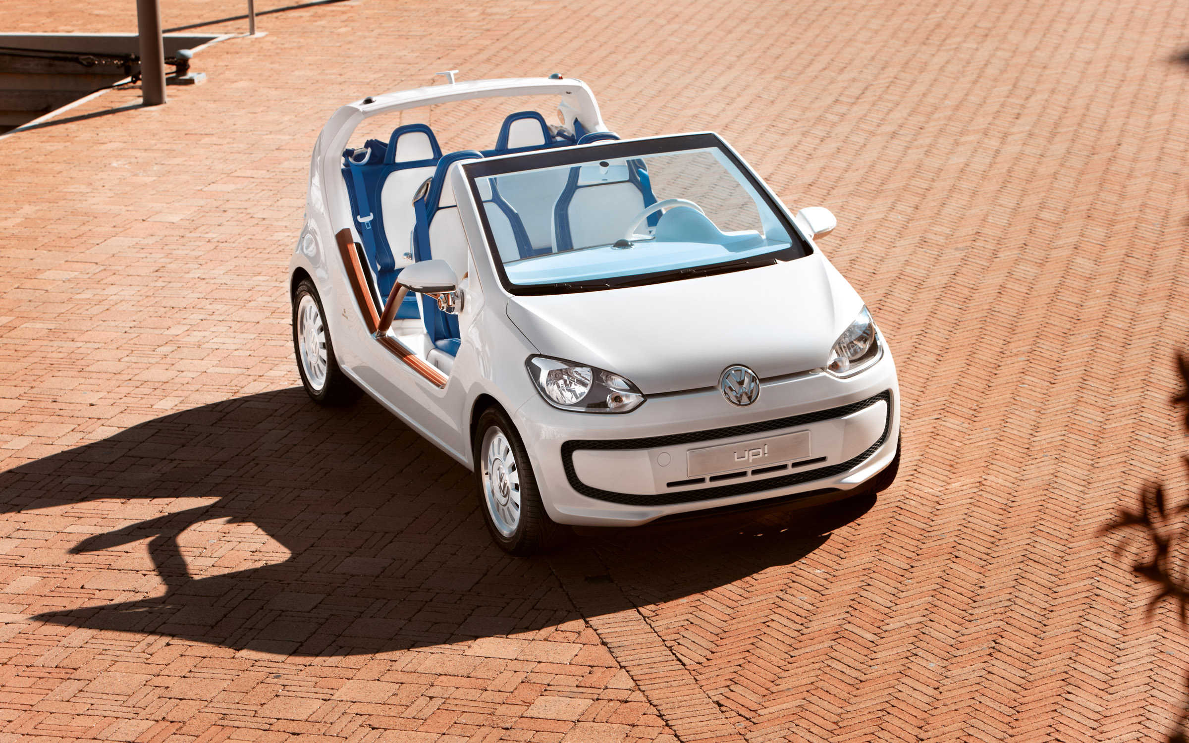 Volkswagen Up! Azzurra Sailing Team (ItalDesign), 2012