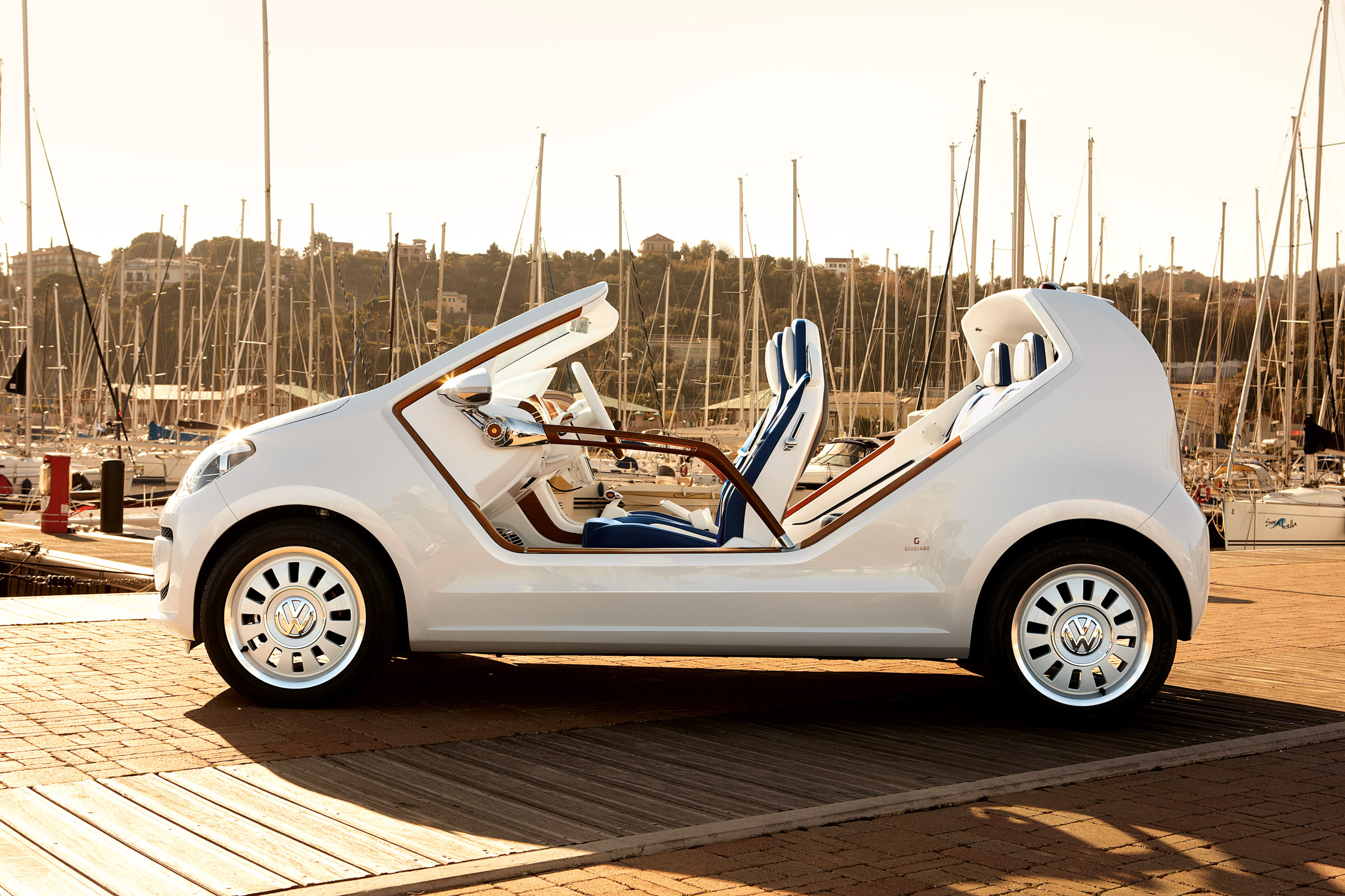 Volkswagen Up! Azzurra Sailing Team (ItalDesign), 2012