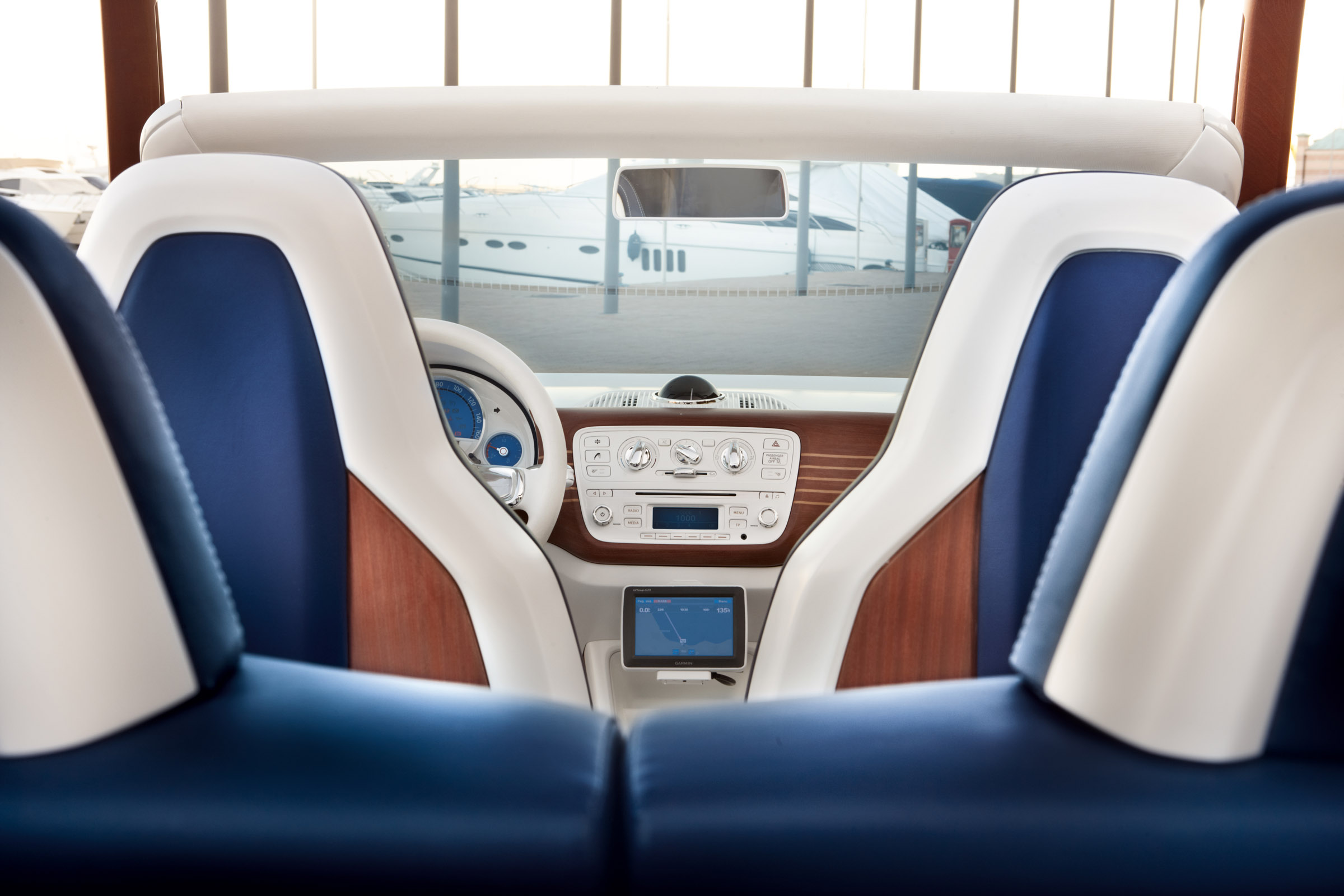 Volkswagen Up! Azzurra Sailing Team (ItalDesign), 2012 - Interior