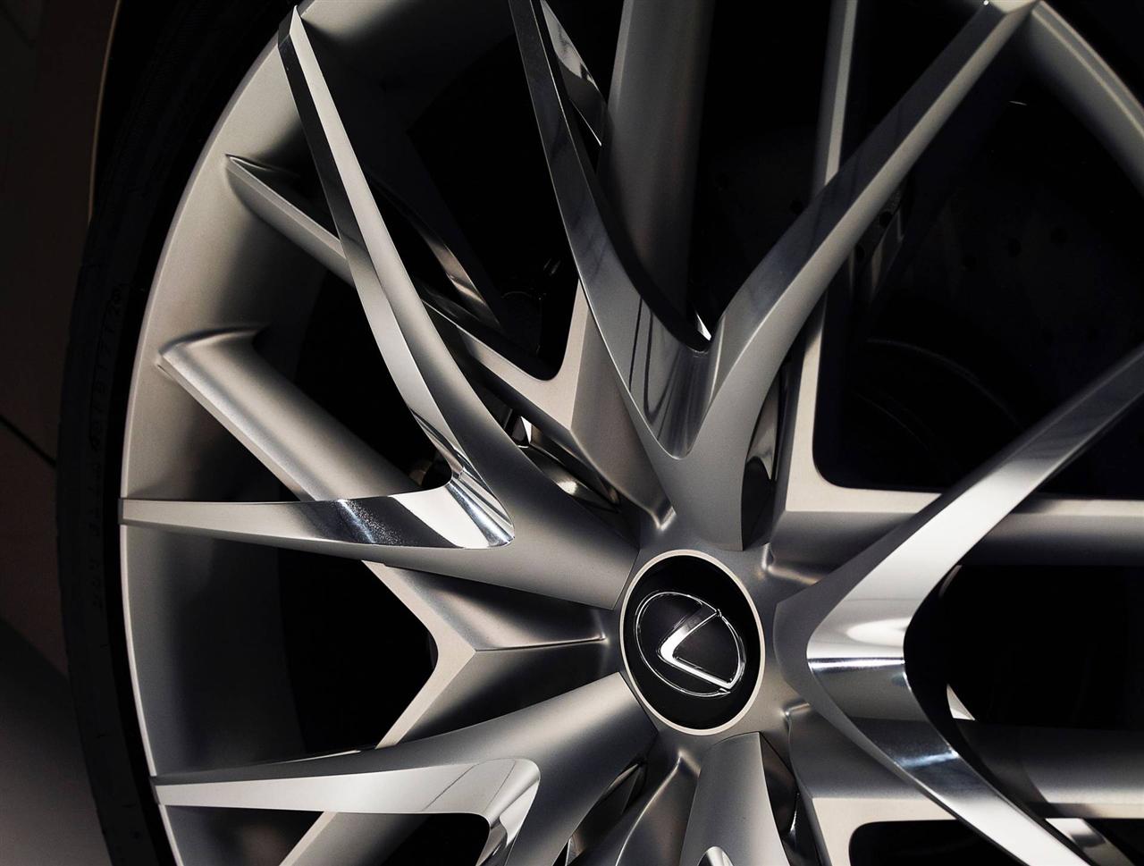 Lexus LF-CC, 2012