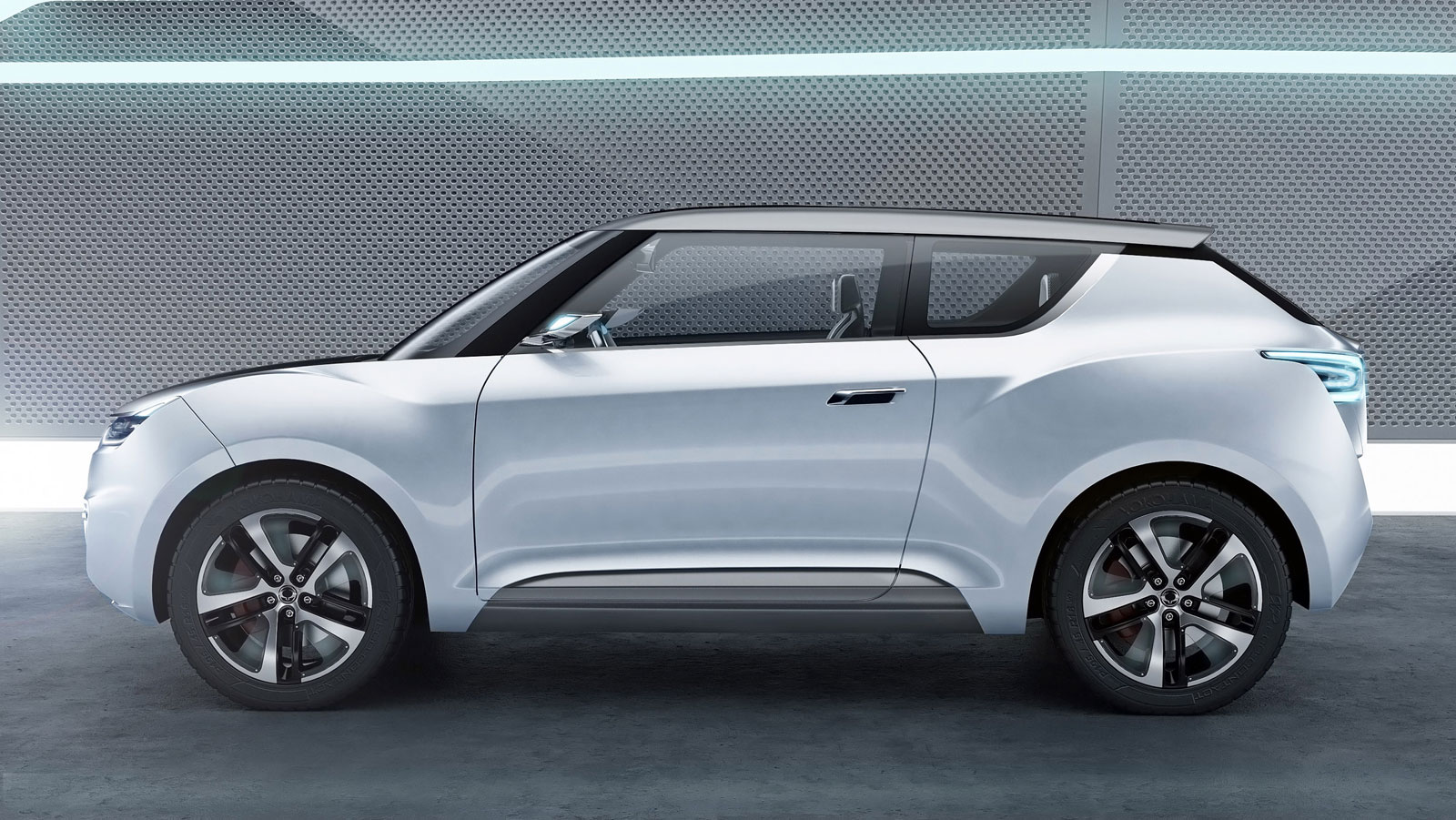 SsangYong e-XIV, 2012