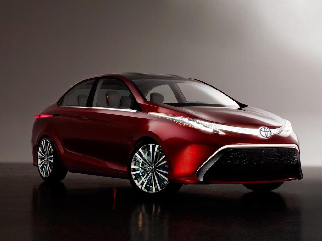 Toyota Dear Qin Sedan, 2012