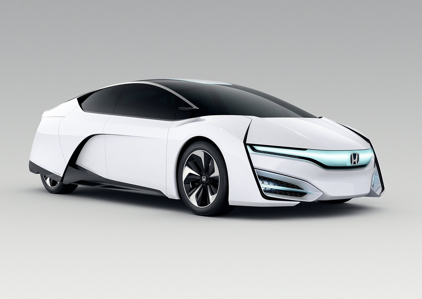 Honda FCEV, 2013