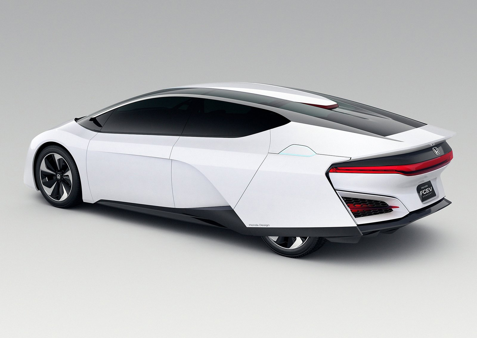 Honda FCEV, 2013