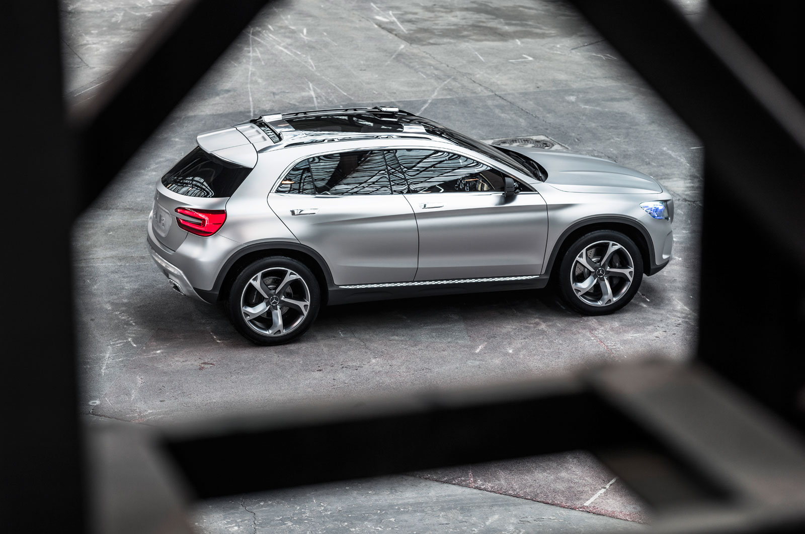 Mercedes-Benz GLA, 2013