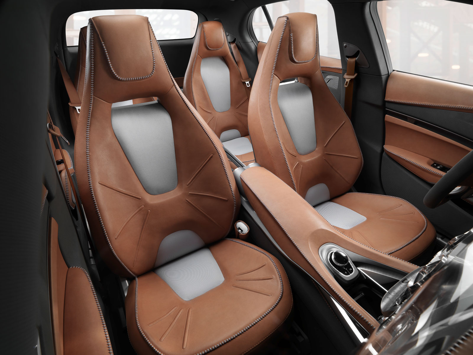 Mercedes-Benz GLA, 2013