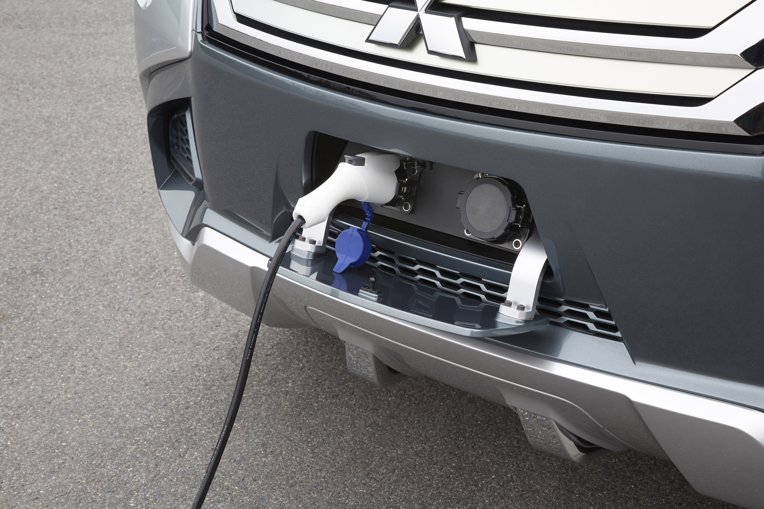Mitsubishi Concept GC-PHEV, 2013