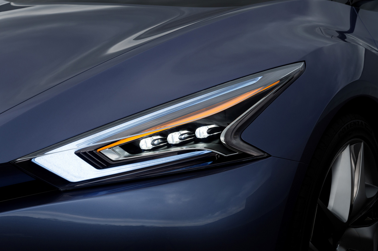 Nissan Friend-ME, 2013 - Headlight 