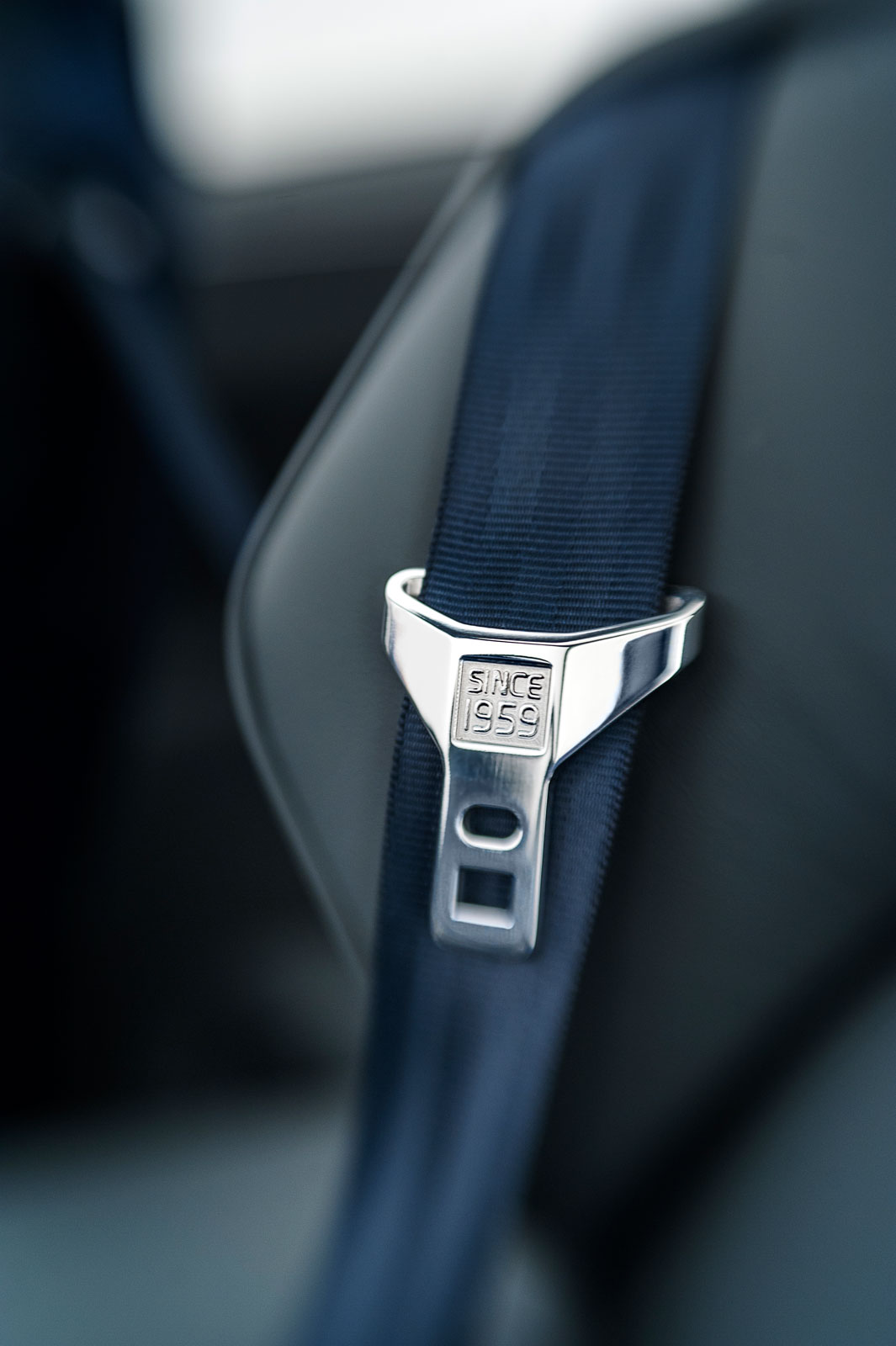 Volvo Concept Coupe, 2013 - Interior - Safety belt design