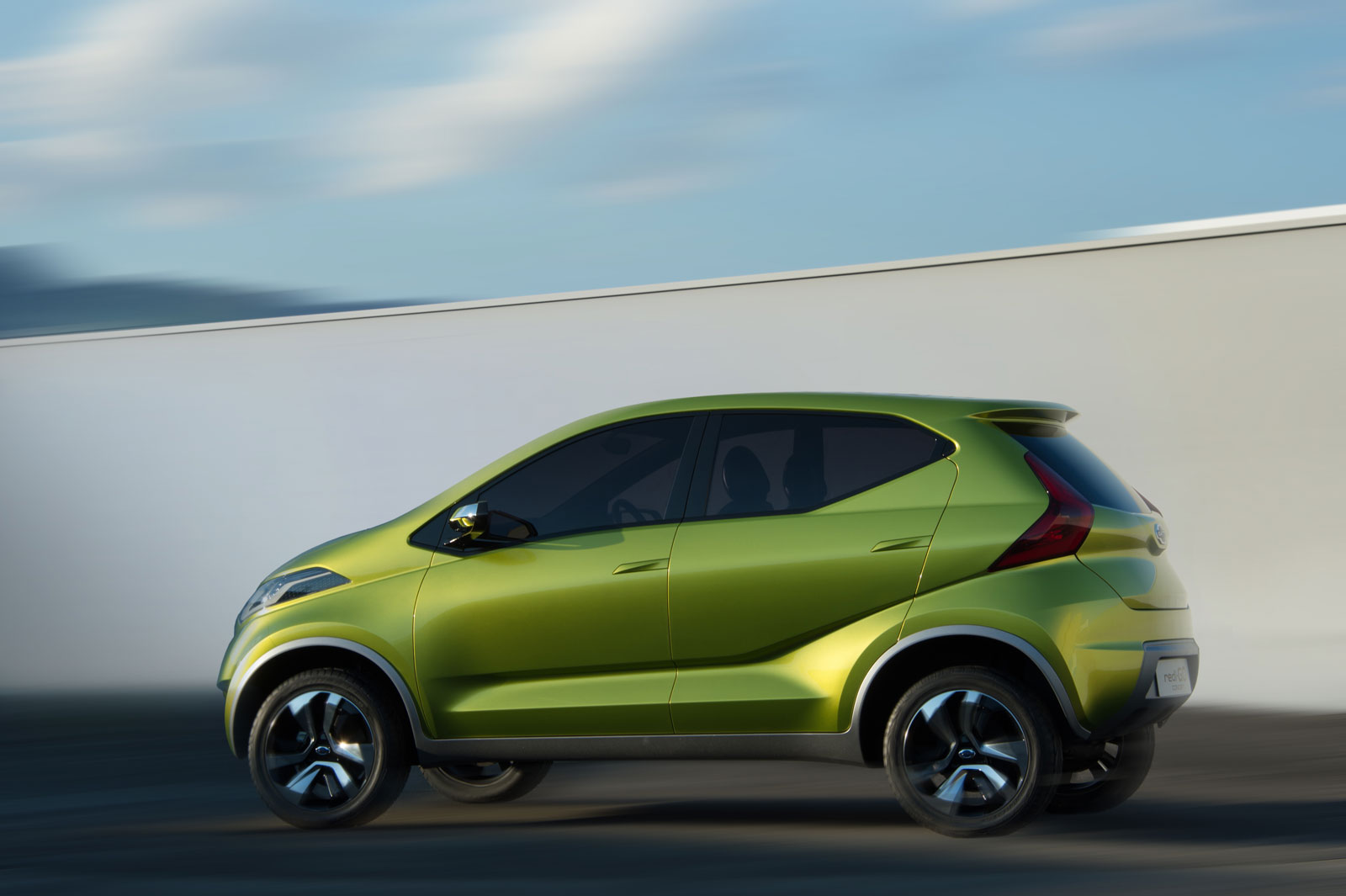 Datsun redi-GO, 2014