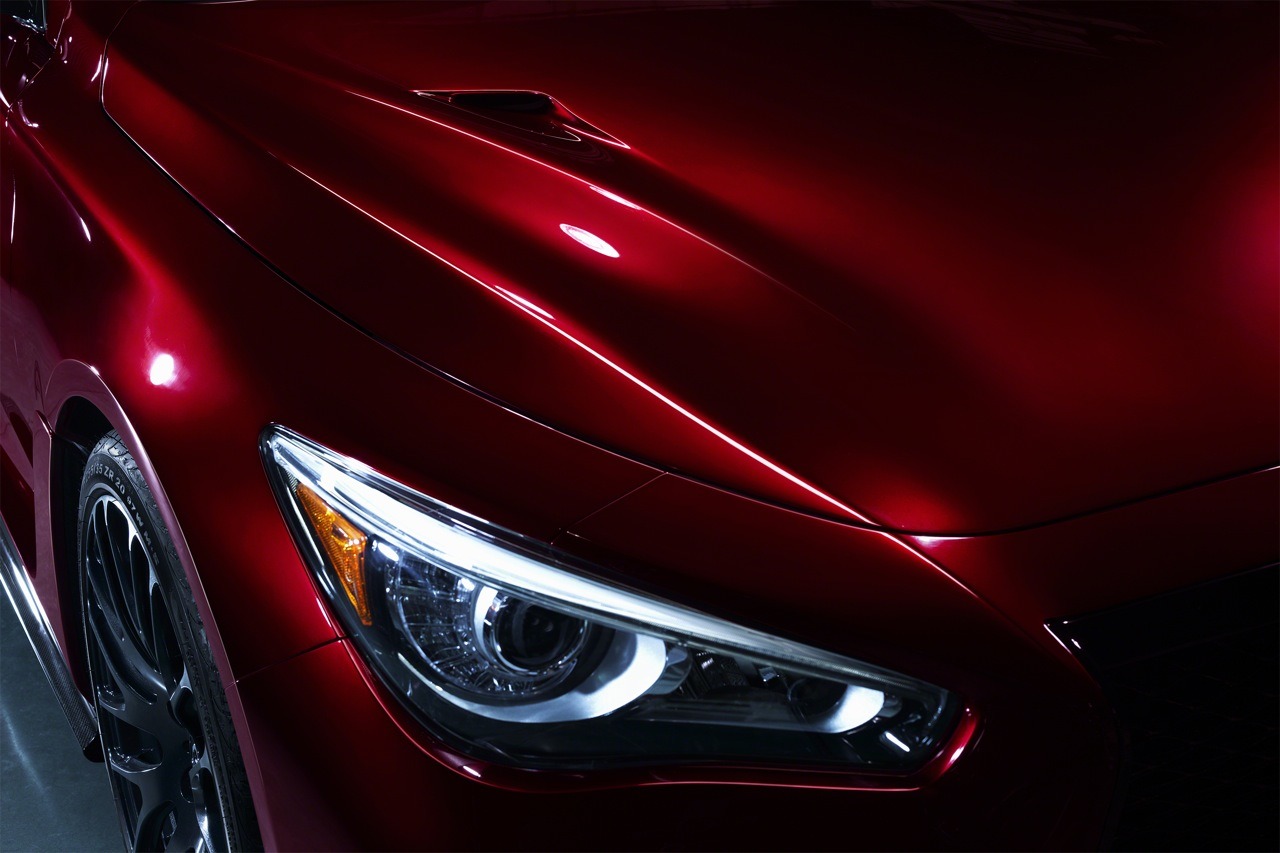 Infiniti Q50 Eau Rouge, 2014