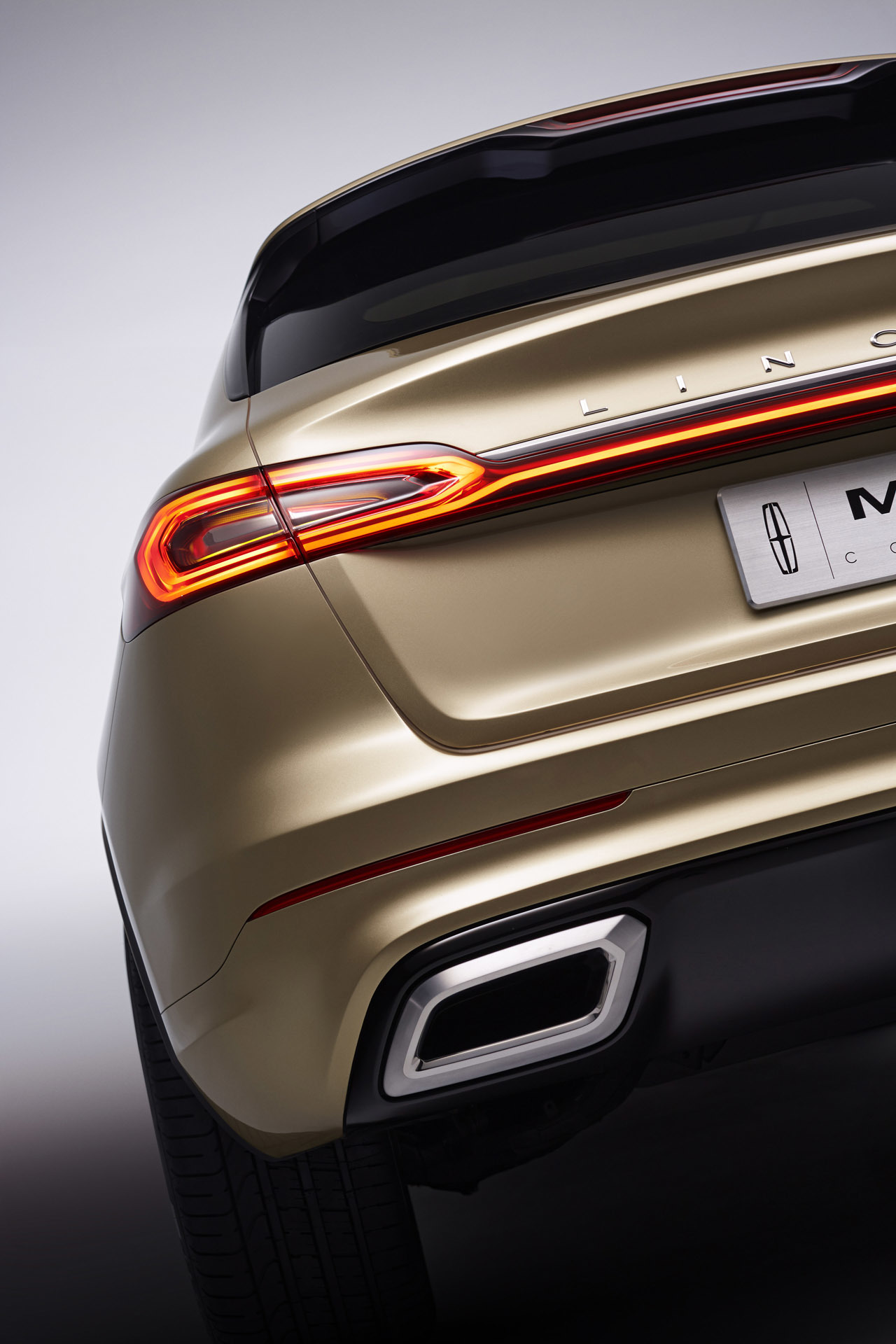 Lincoln MKX, 2014