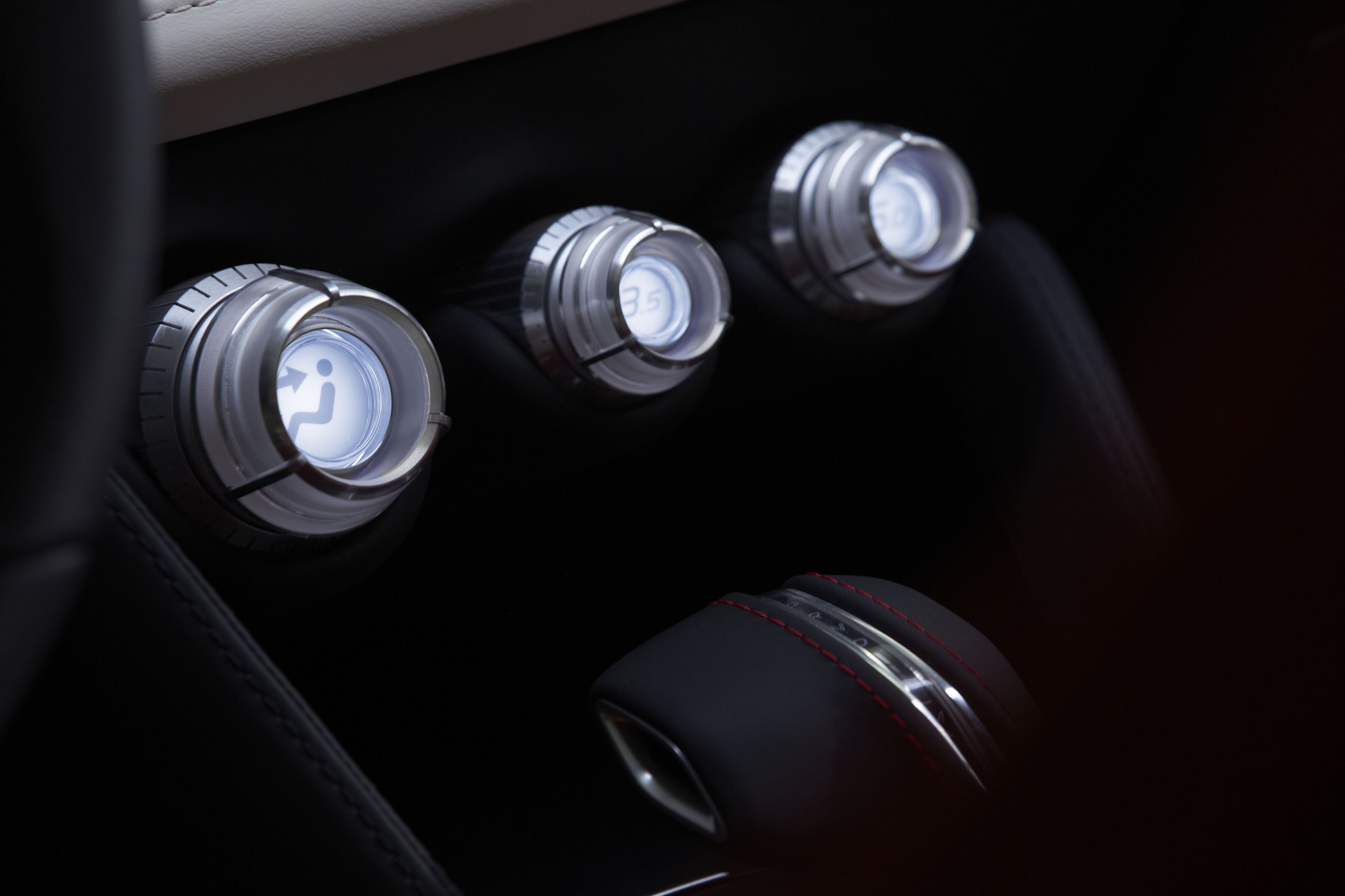 Mazda Hazumi, 2014 - Interior