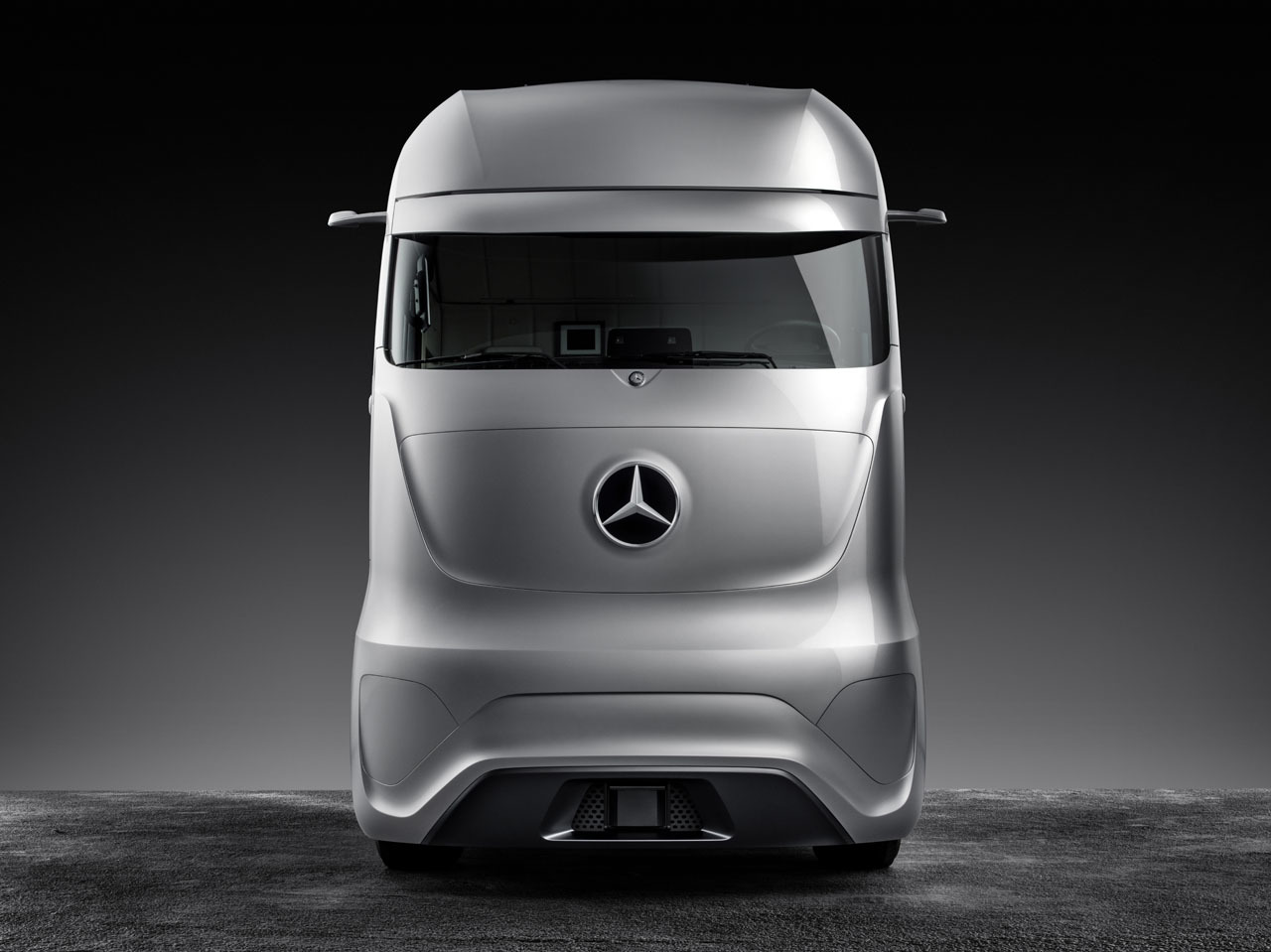 Mercedes-Benz Future Truck 2025, 2014