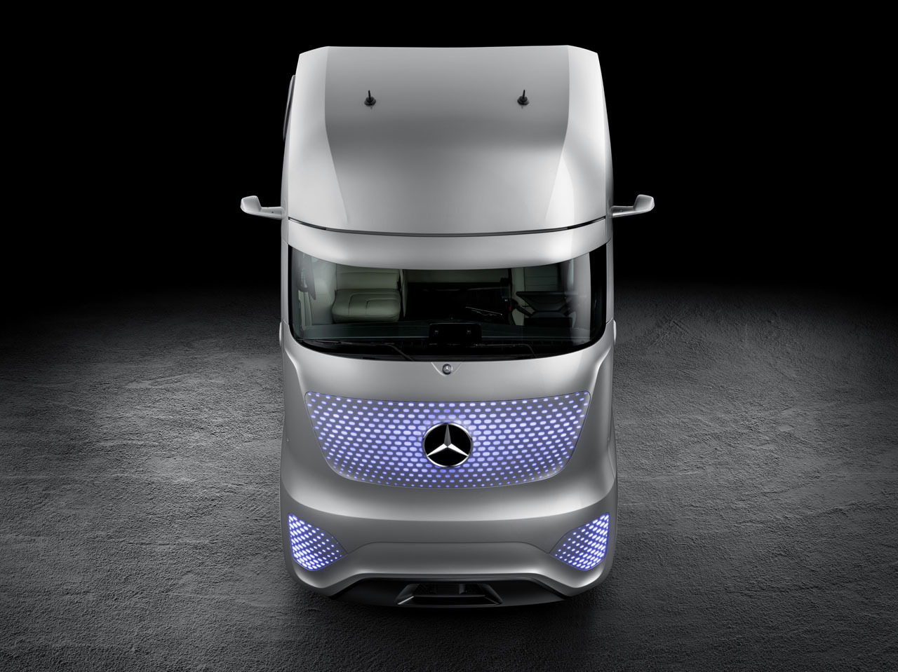 Mercedes-Benz Future Truck 2025, 2014