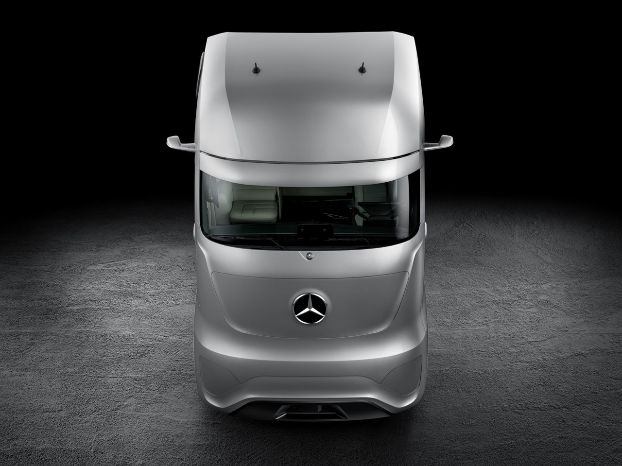 Mercedes-Benz Future Truck 2025, 2014