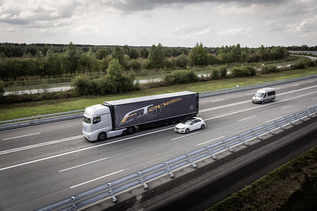 Mercedes-Benz Future Truck 2025, 2014
