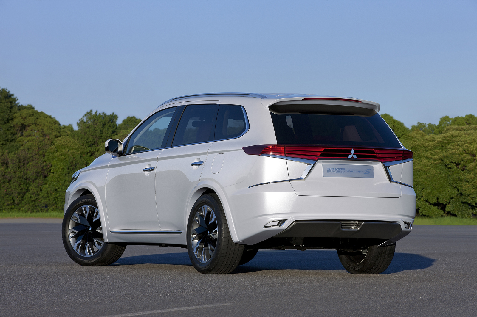 Mitsubishi Outlander PHEV Concept-S, 2014