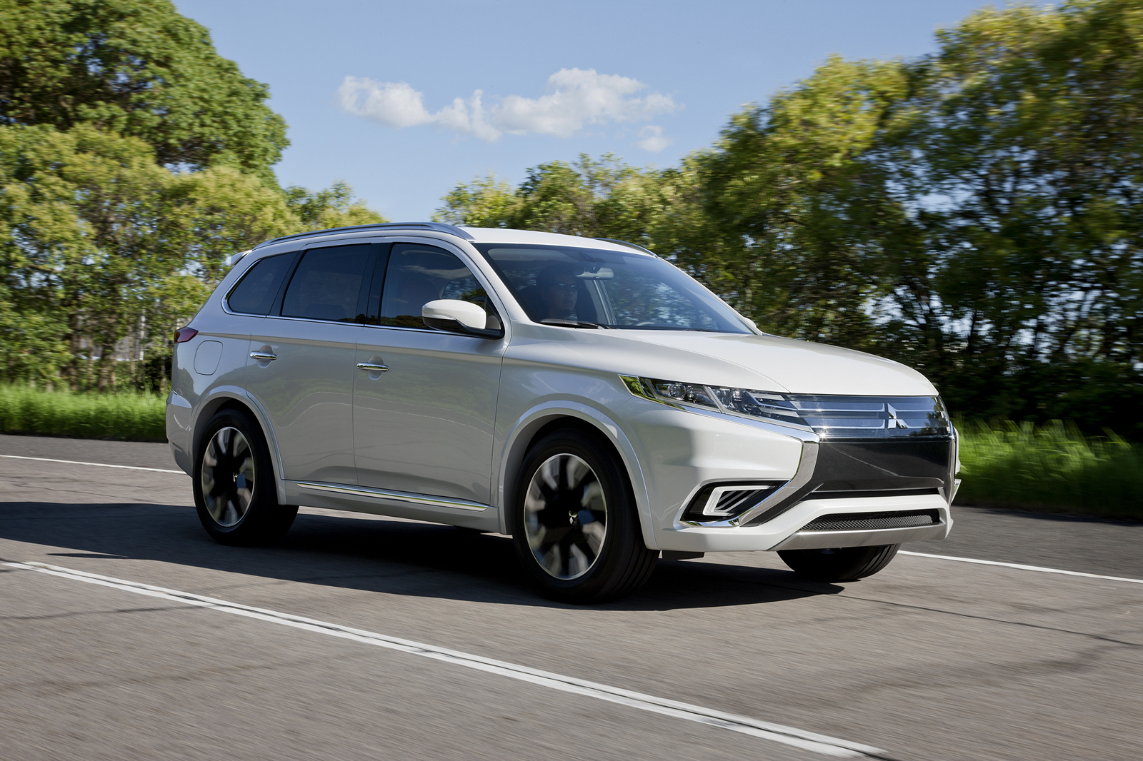 Mitsubishi Outlander PHEV Concept-S, 2014