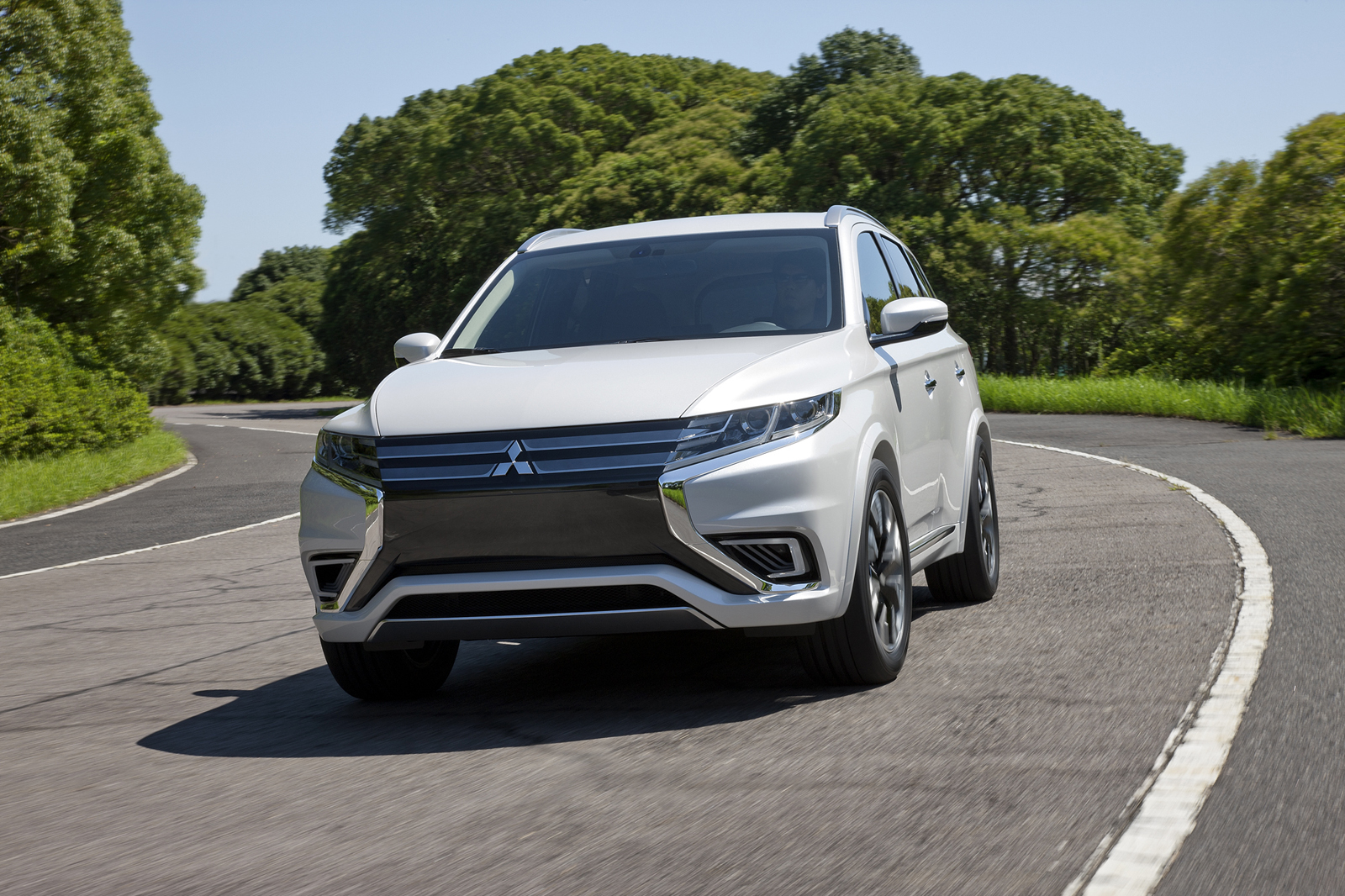 Mitsubishi Outlander PHEV Concept-S, 2014