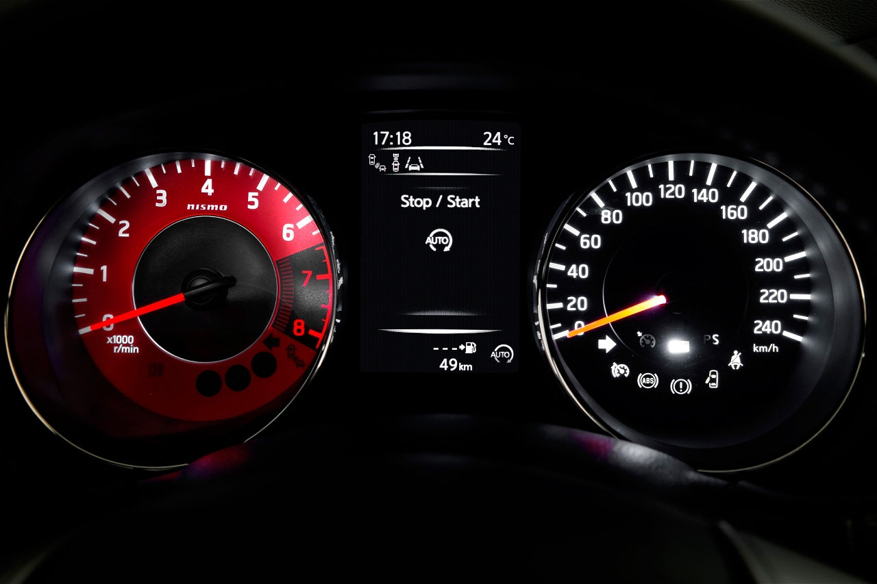 Nissan Pulsar Nismo Concept, 2014 - Instrument Gauges
