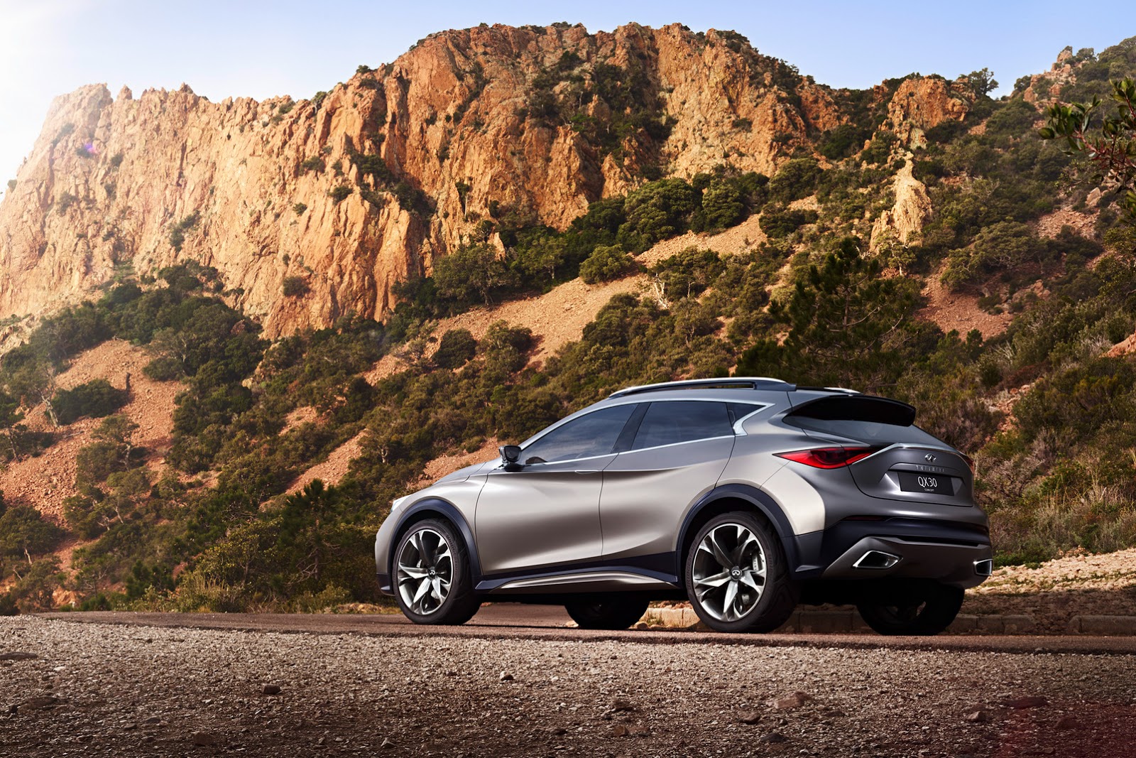 Infiniti QX30 Concept, 2015