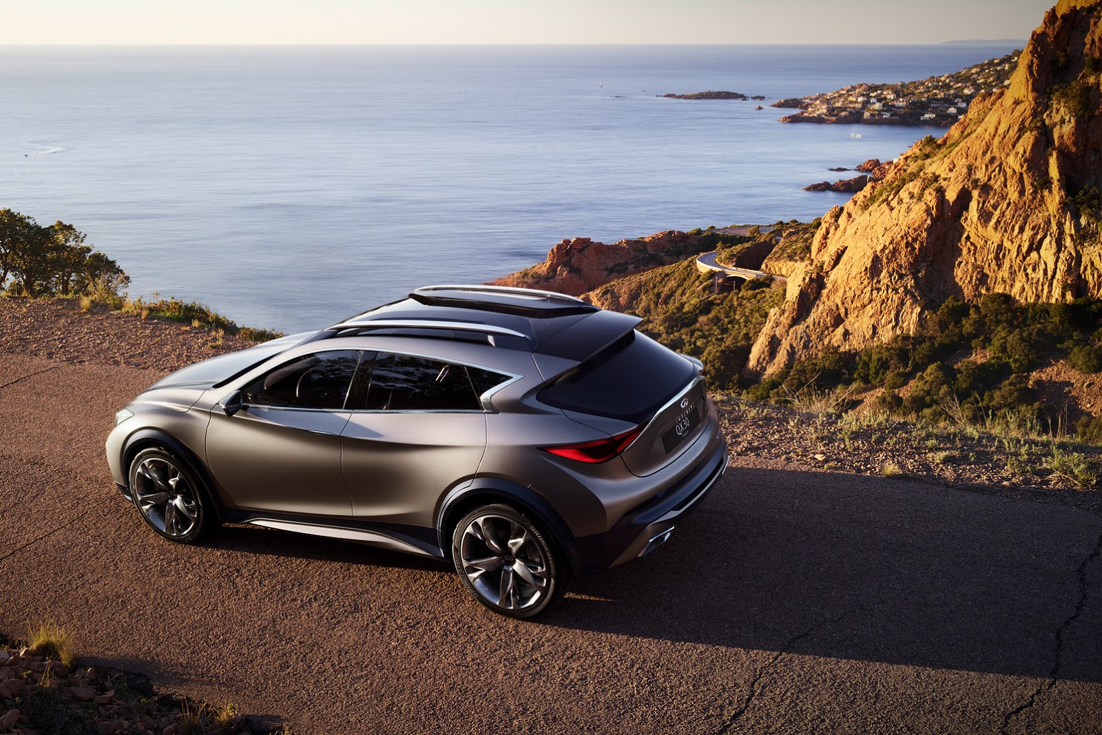 Infiniti QX30 Concept, 2015