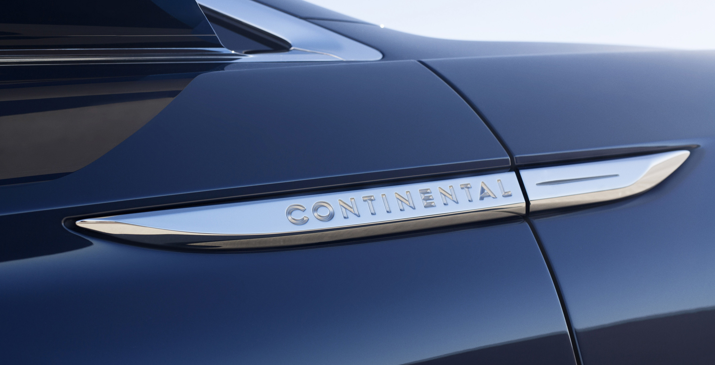 Lincoln Continental Concept, 2015 - Badge