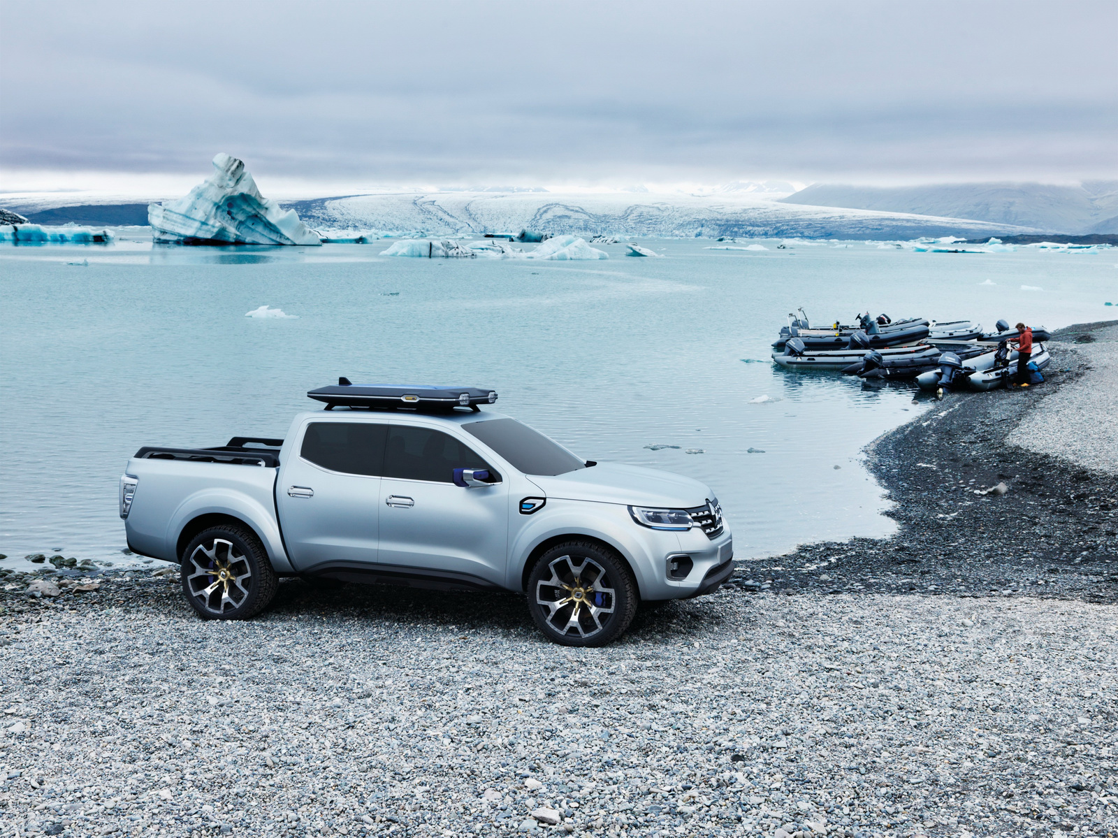 Renault Alaskan Concept, 2015