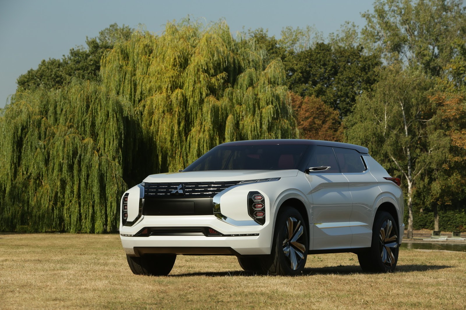 Mitsubishi GT-PHEV Concept, 2016
